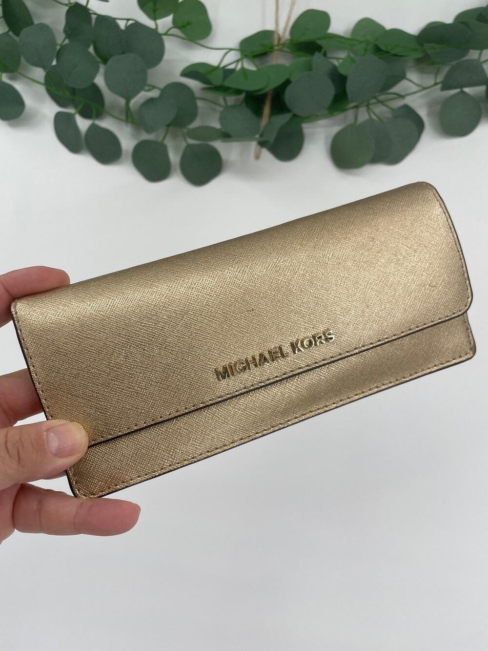 Micheal Kors Metalic Gold Jet Set Travel Saffiano Leather Wallet